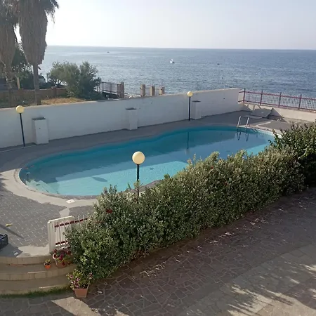 Lanza Apartment