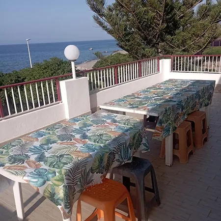 Lanza Apartment *
